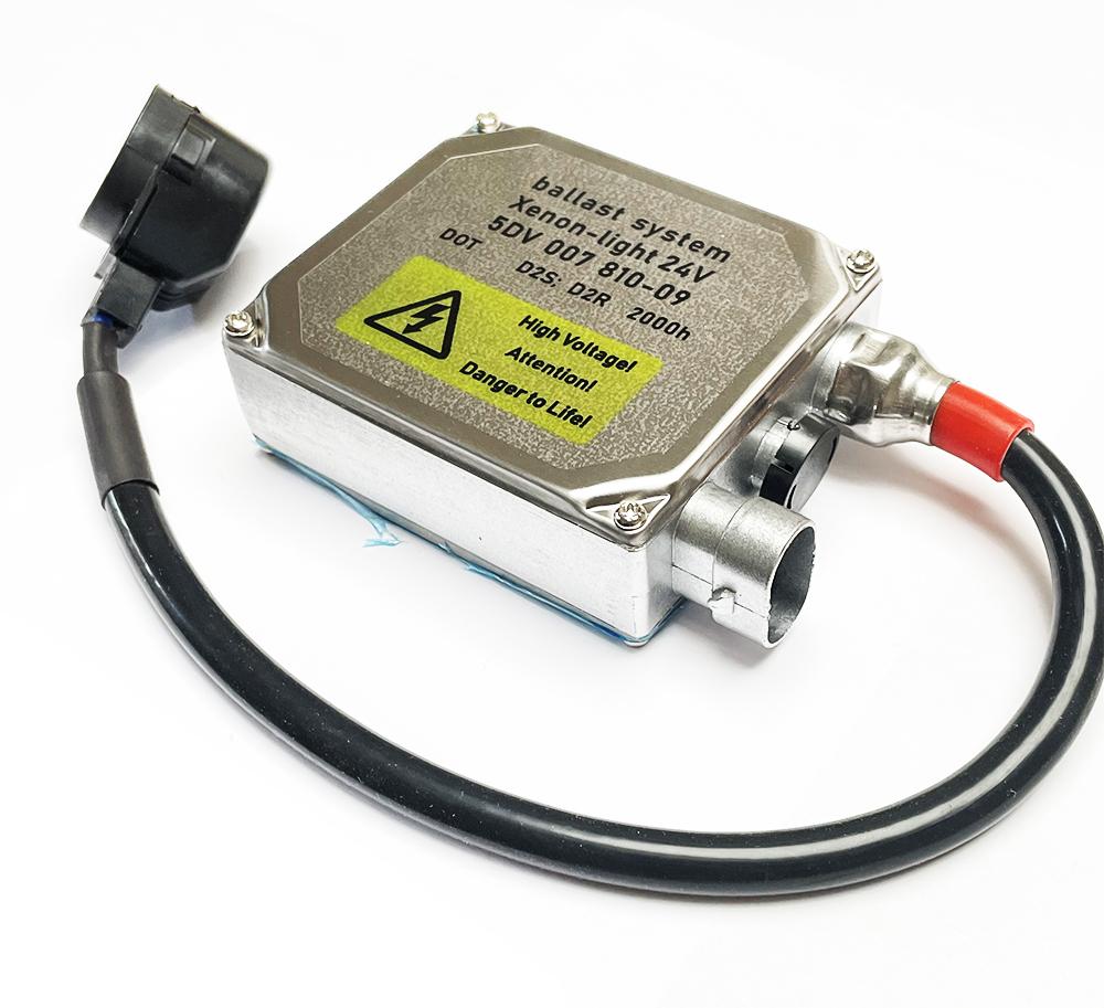【中古】「非常に良い」BALLAST.LAMP.D.180W 24V+D2S+D2R+Xenon+Ballast+for+
